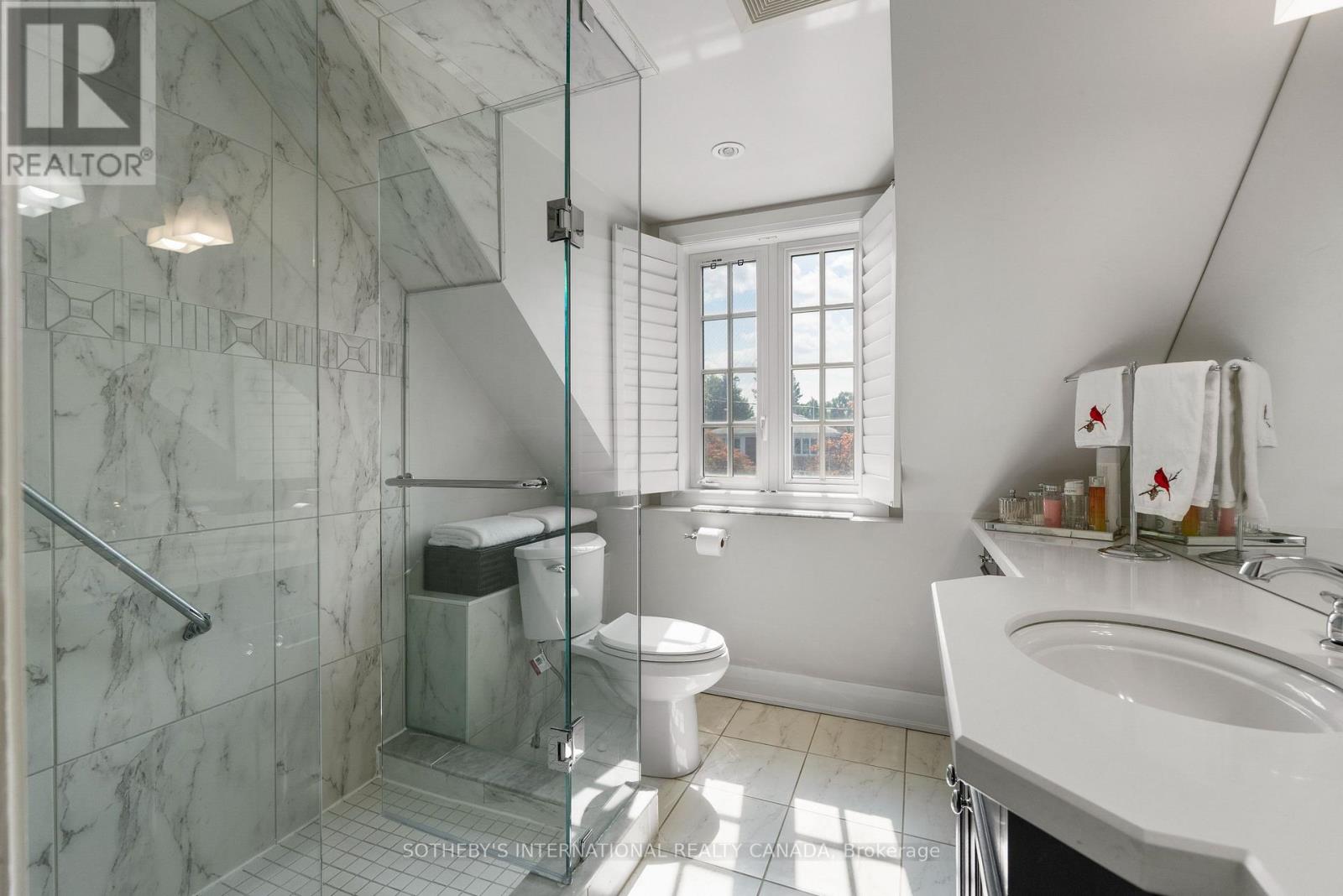 174 Ridley Boulevard, Toronto, Ontario  M5M 3M1 - Photo 28 - C13764620