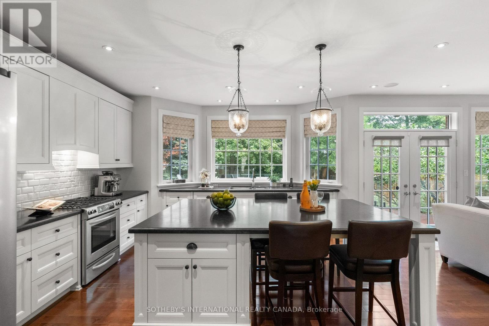 174 Ridley Boulevard, Toronto, Ontario  M5M 3M1 - Photo 7 - C13764620