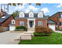 174 RIDLEY BOULEVARD, Toronto, Ontario