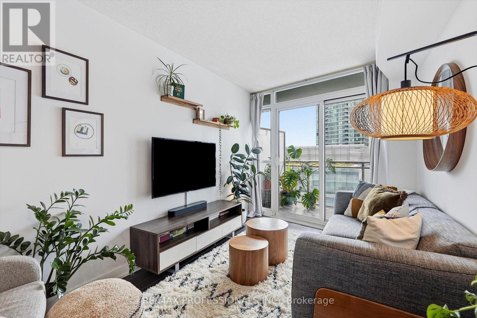 1605 - 38 DAN LECKIE WAY, Toronto, Ontario