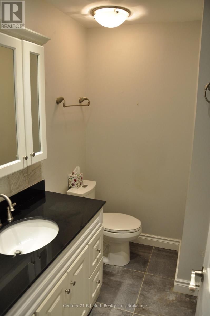 22 Free Drive, Orillia, Ontario L3V 4B2 - Photo 15 - S13764516