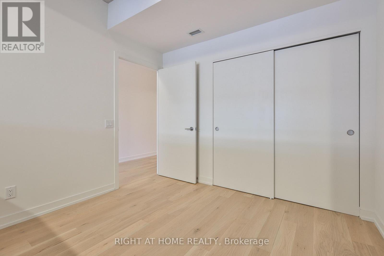 303 - 761 Queen Street E, Toronto, Ontario  M4M 1H3 - Photo 13 - E13764470