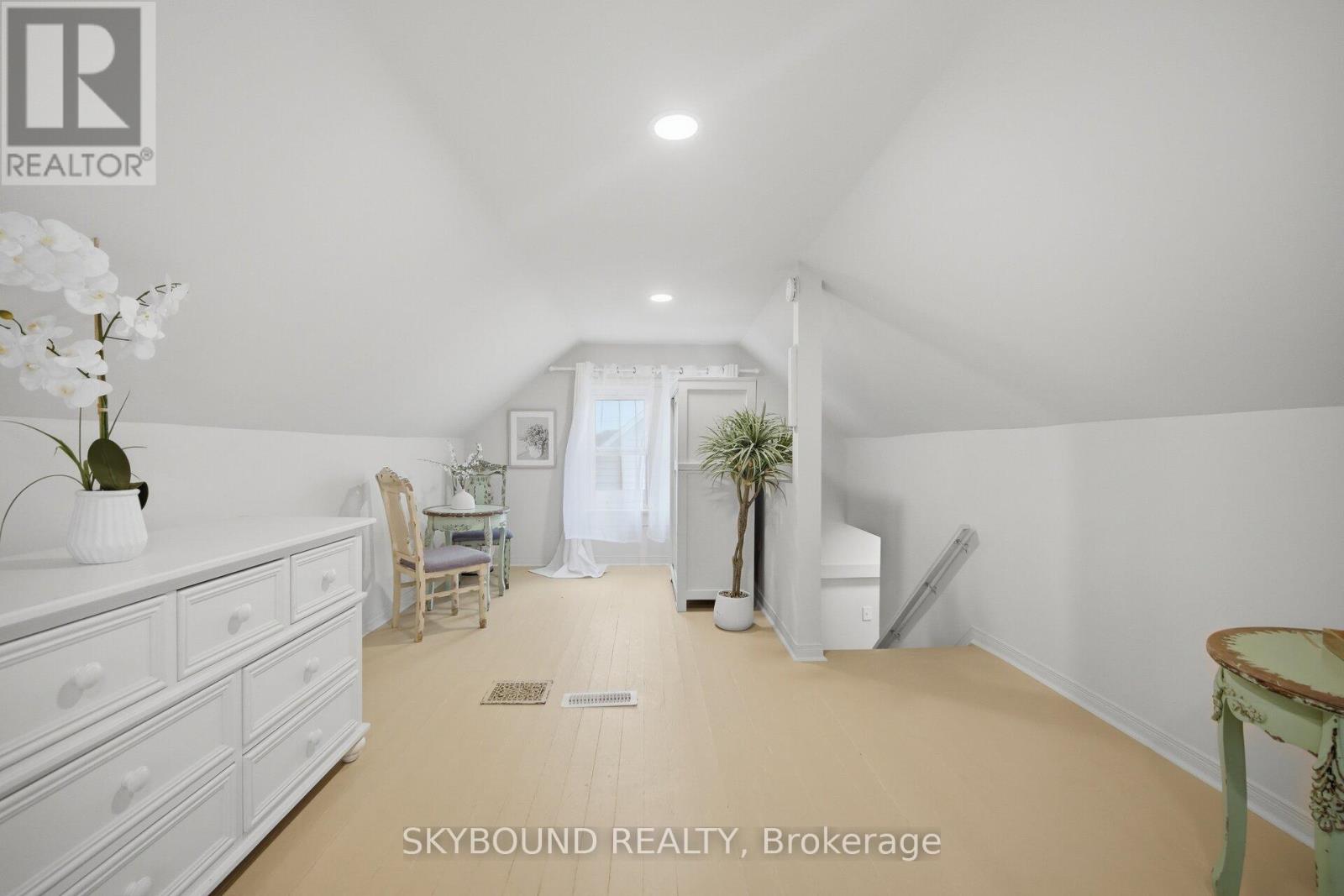 27 Rowe Street, Oshawa, Ontario  L1H 5P4 - Photo 37 - E13764562