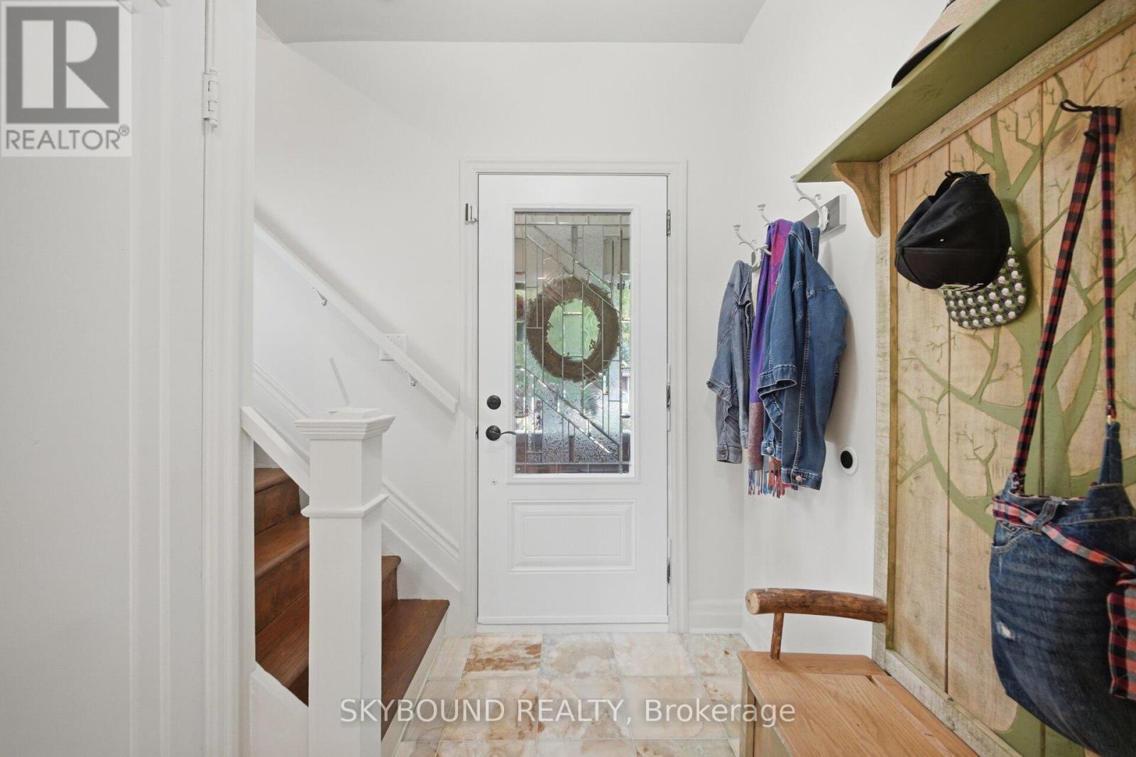 27 Rowe Street, Oshawa, Ontario  L1H 5P4 - Photo 7 - E13764562