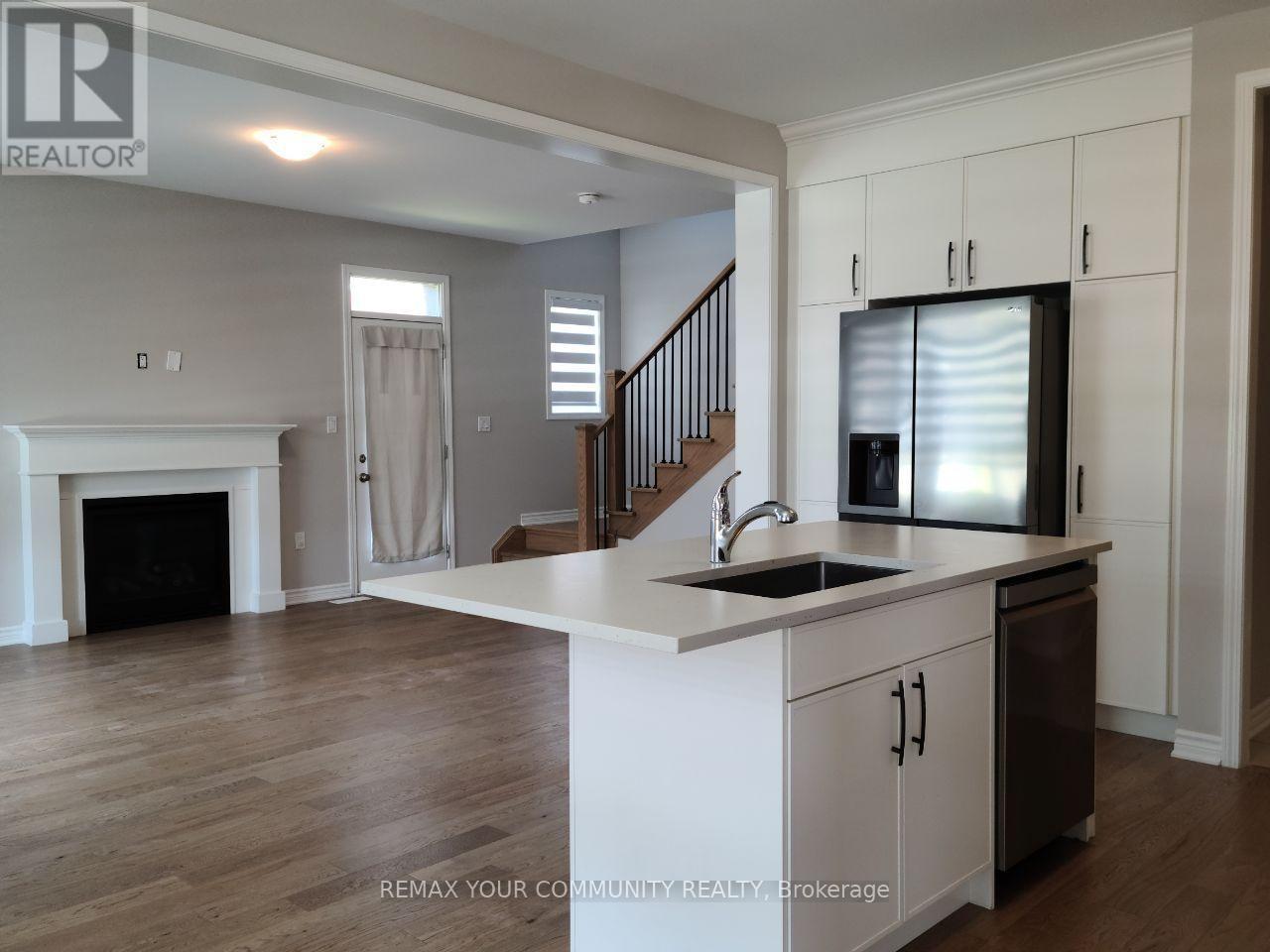 3115 Blazing Star Avenue, Pickering, Ontario  L1Y 0B5 - Photo 11 - E13764616