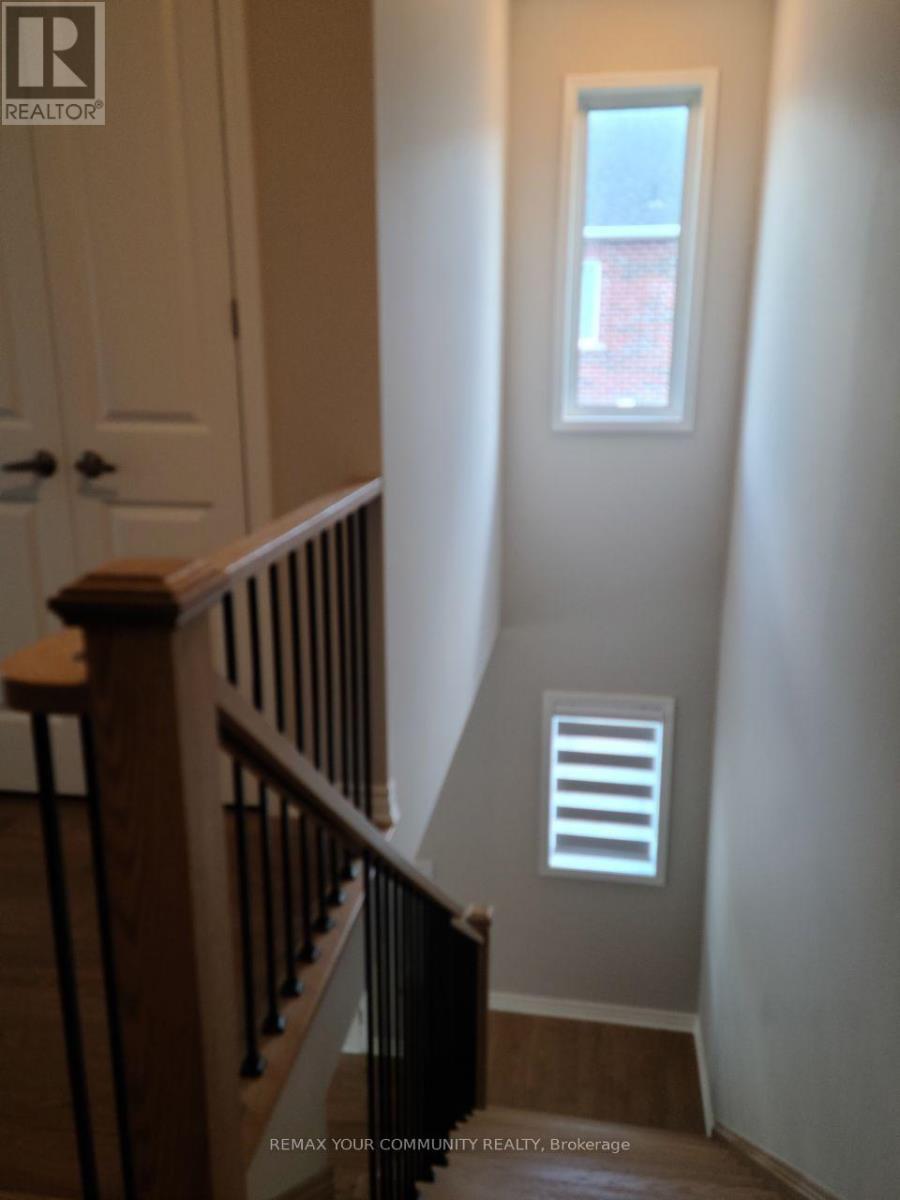 3115 Blazing Star Avenue, Pickering, Ontario  L1Y 0B5 - Photo 12 - E13764616