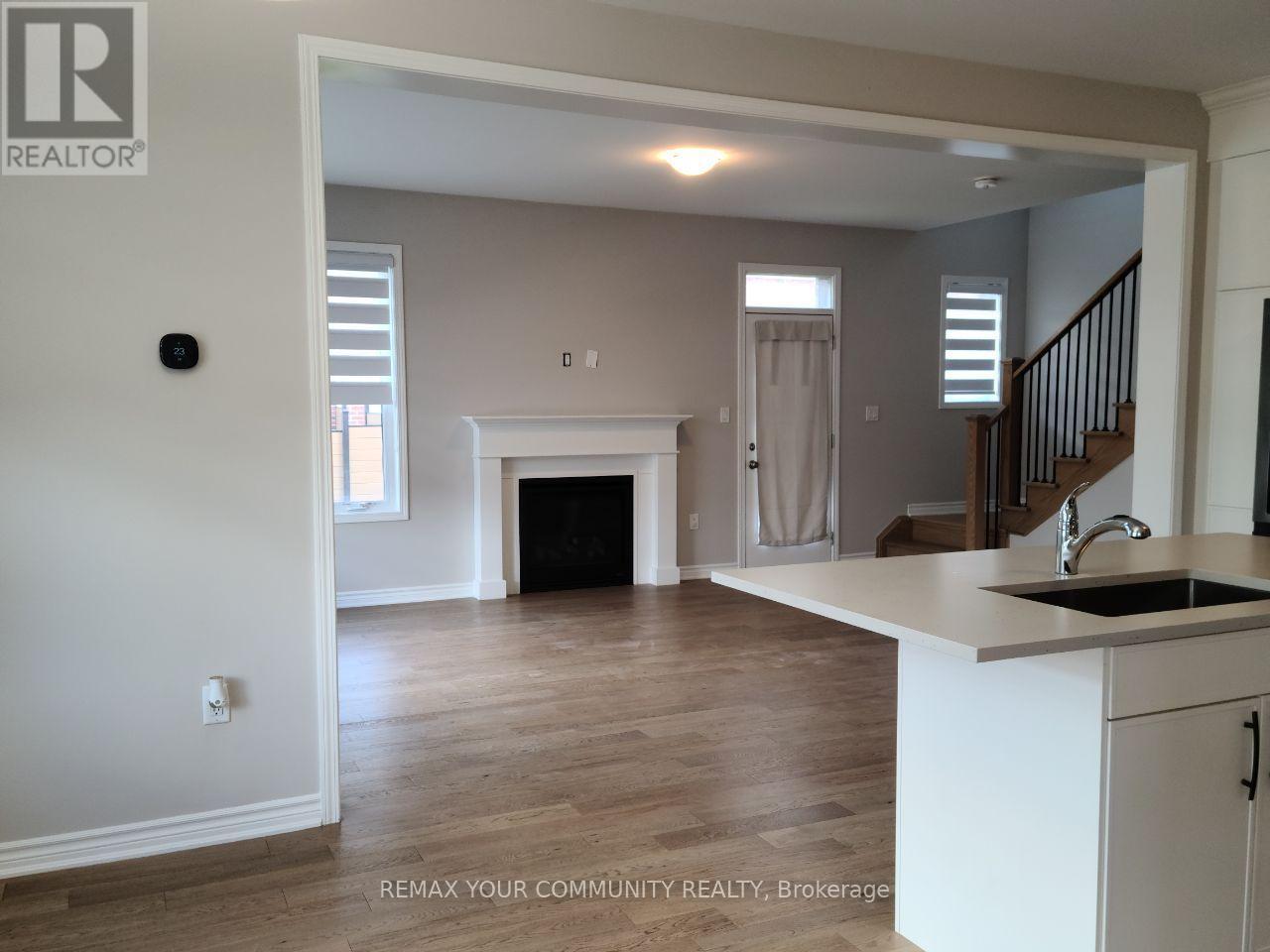 3115 Blazing Star Avenue, Pickering, Ontario  L1Y 0B5 - Photo 8 - E13764616