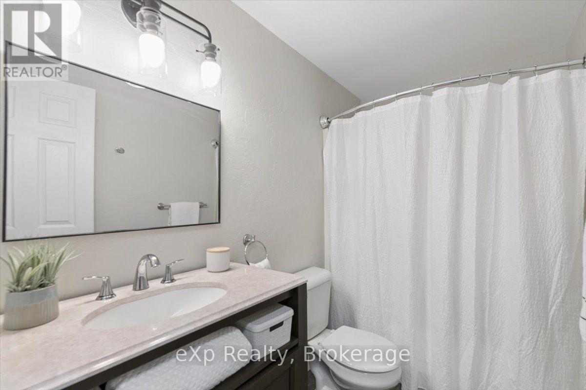 64 Buckthorn Crescent, Guelph, Ontario  N1E 7C4 - Photo 18 - X13764538