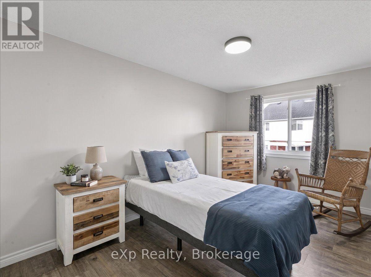 64 Buckthorn Crescent, Guelph, Ontario  N1E 7C4 - Photo 19 - X13764538