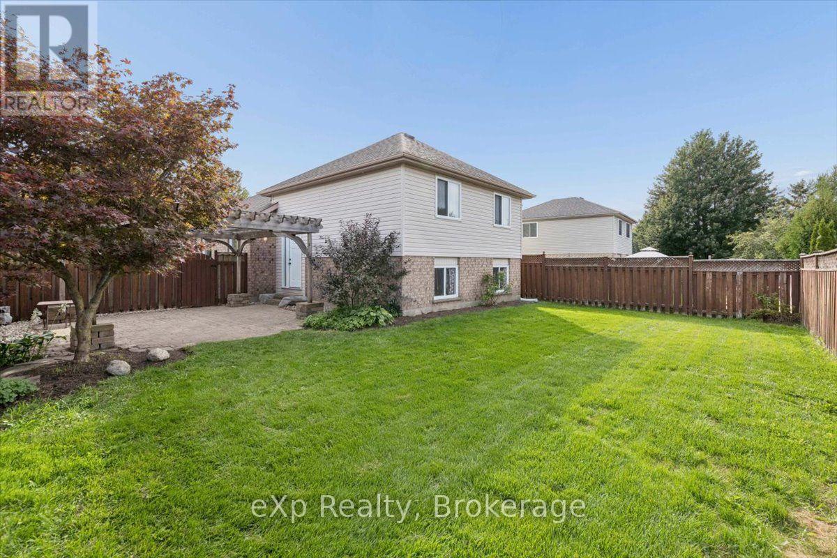 64 Buckthorn Crescent, Guelph, Ontario  N1E 7C4 - Photo 29 - X13764538