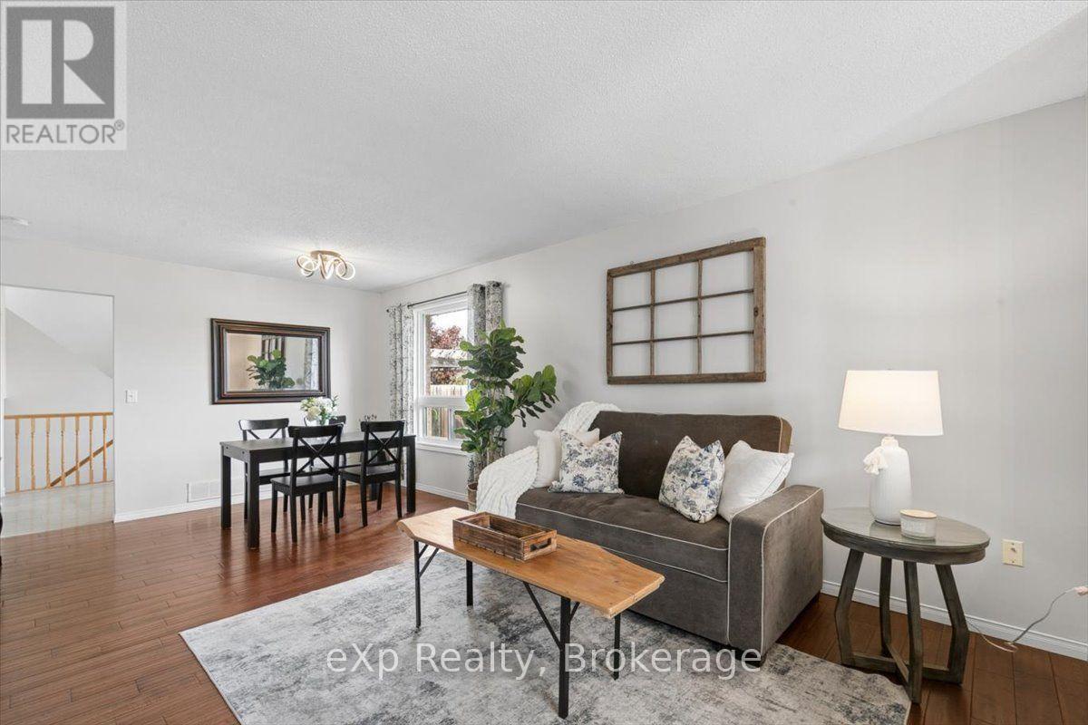 64 Buckthorn Crescent, Guelph, Ontario  N1E 7C4 - Photo 5 - X13764538