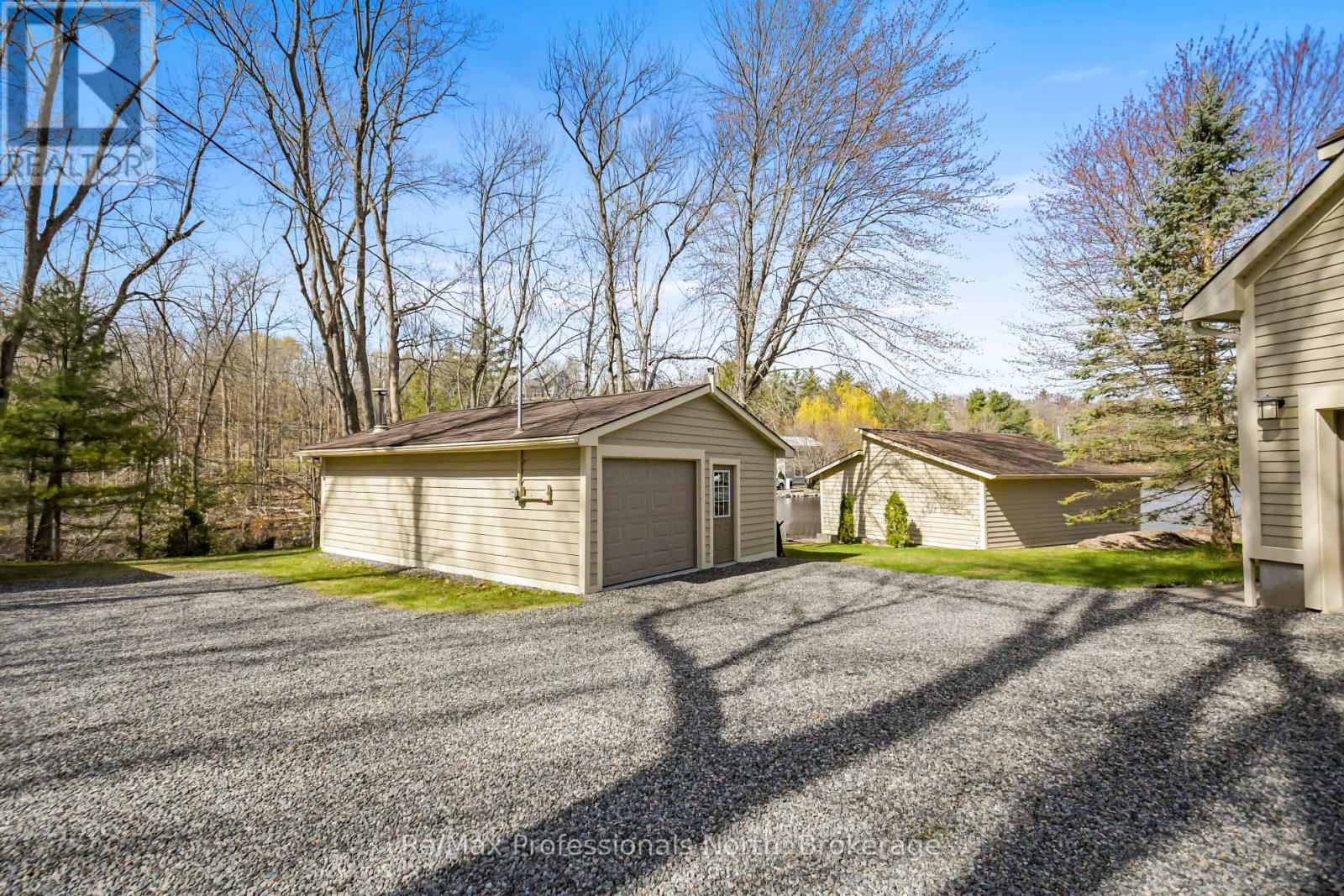 355 Loudon Point Road, Gravenhurst, Ontario  P1P 1R2 - Photo 40 - X13764560