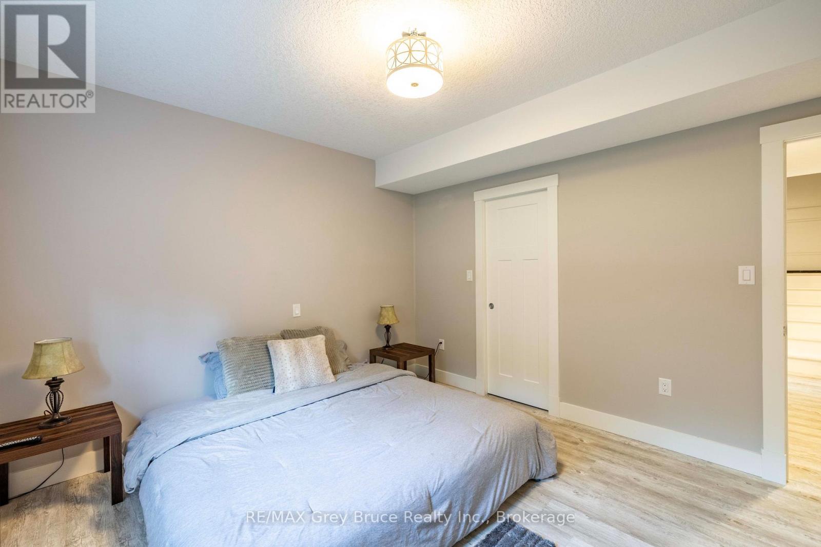 63 Howe Drive, Georgian Bluffs, Ontario  N0H 2K0 - Photo 28 - X13764578