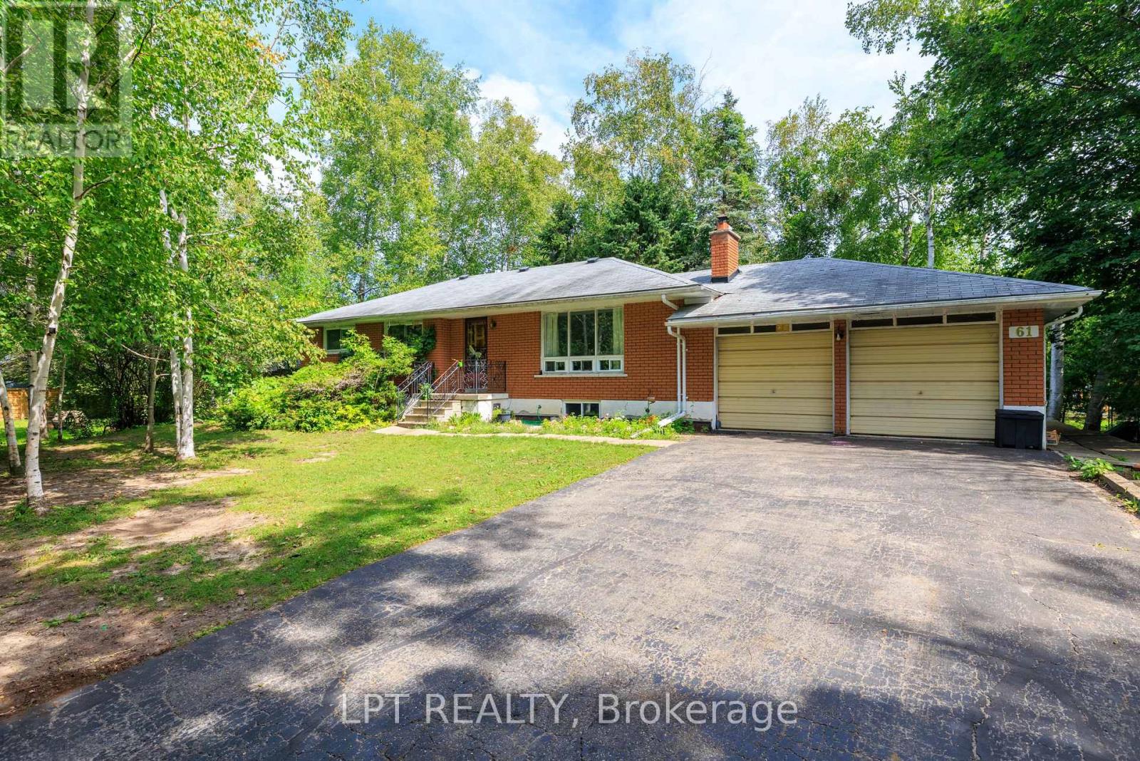 61 Edith Avenue, Georgina, Ontario  L0E 1L0 - Photo 1 - N13764594