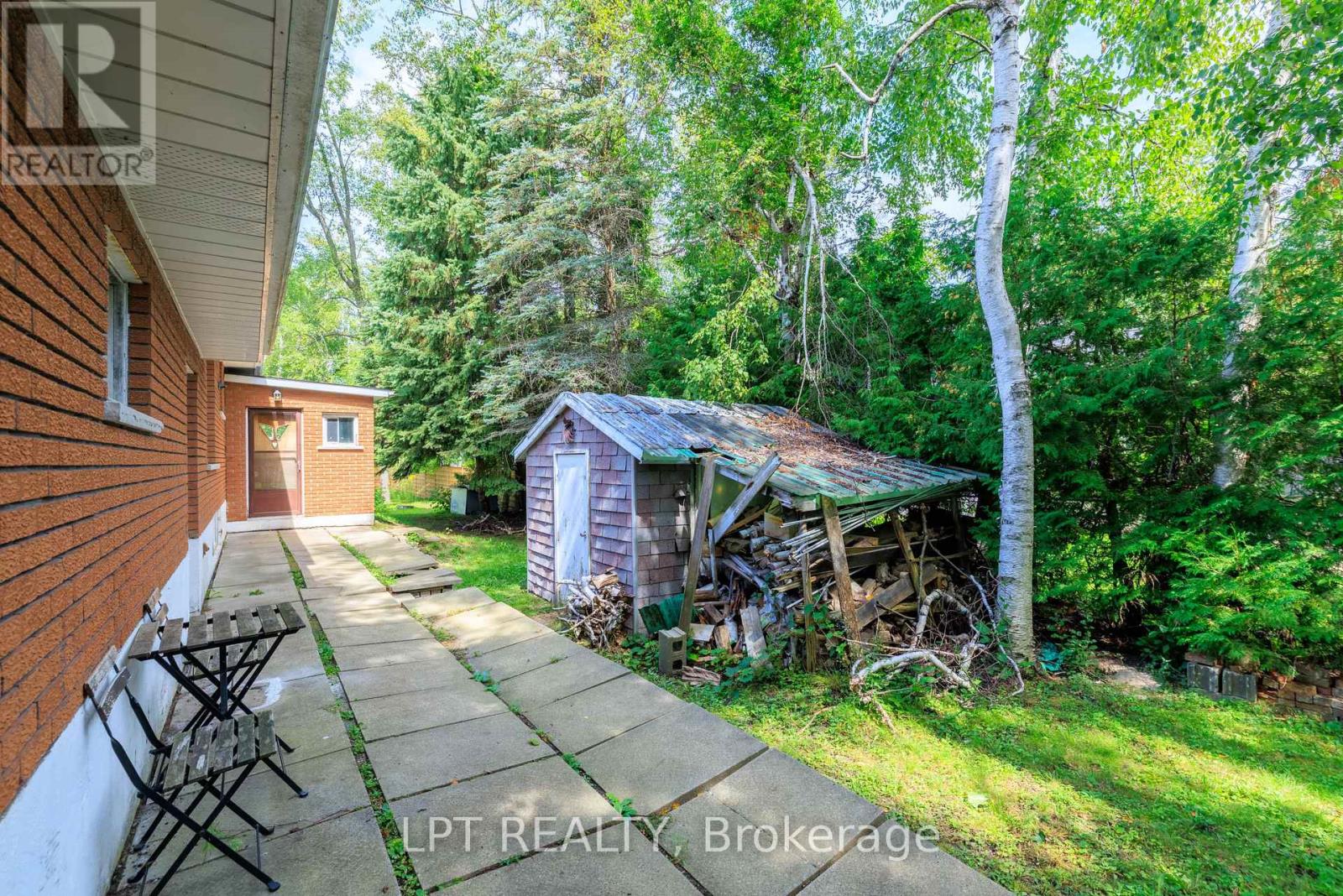 61 Edith Avenue, Georgina, Ontario  L0E 1L0 - Photo 3 - N13764594