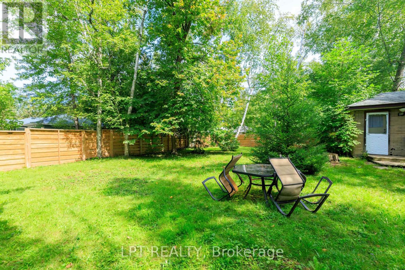 61 Edith Avenue, Georgina, Ontario  L0E 1L0 - Photo 4 - N13764594