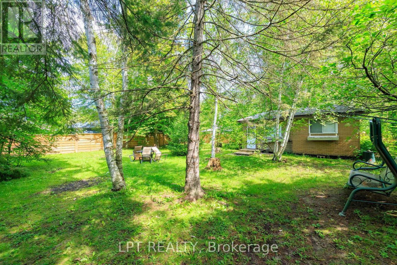61 Edith Avenue, Georgina, Ontario  L0E 1L0 - Photo 5 - N13764594