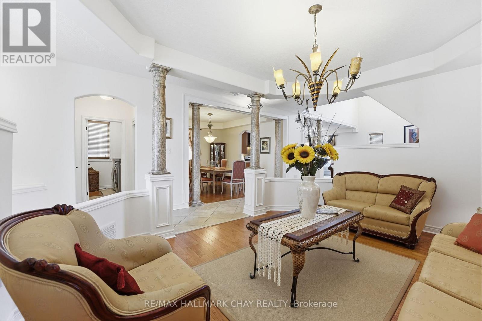 12 Parisian Crescent, Barrie (Innis-Shore), Ontario  L4N 0Y9 - Photo 10 - S13764510