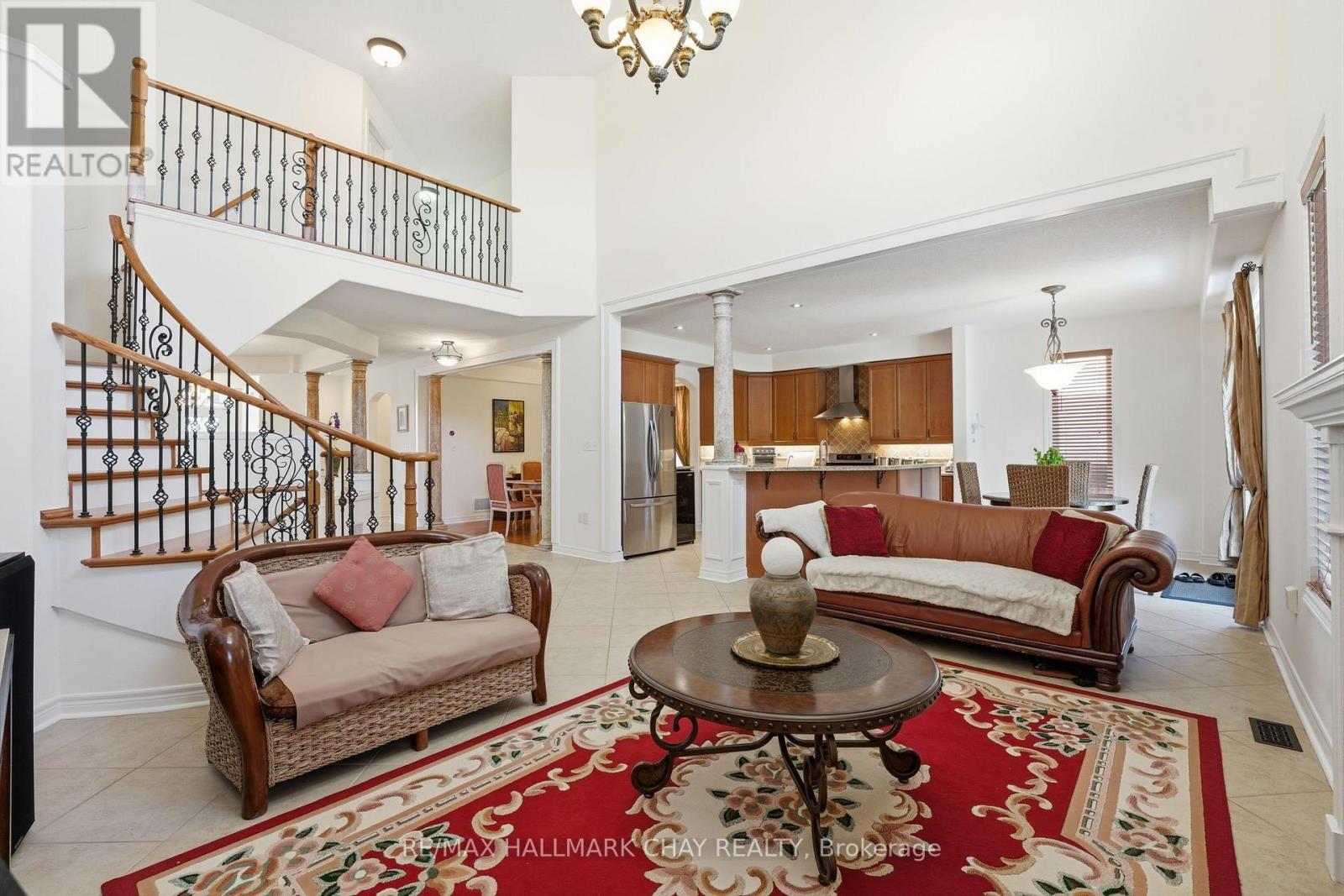 12 Parisian Crescent, Barrie (Innis-Shore), Ontario  L4N 0Y9 - Photo 5 - S13764510