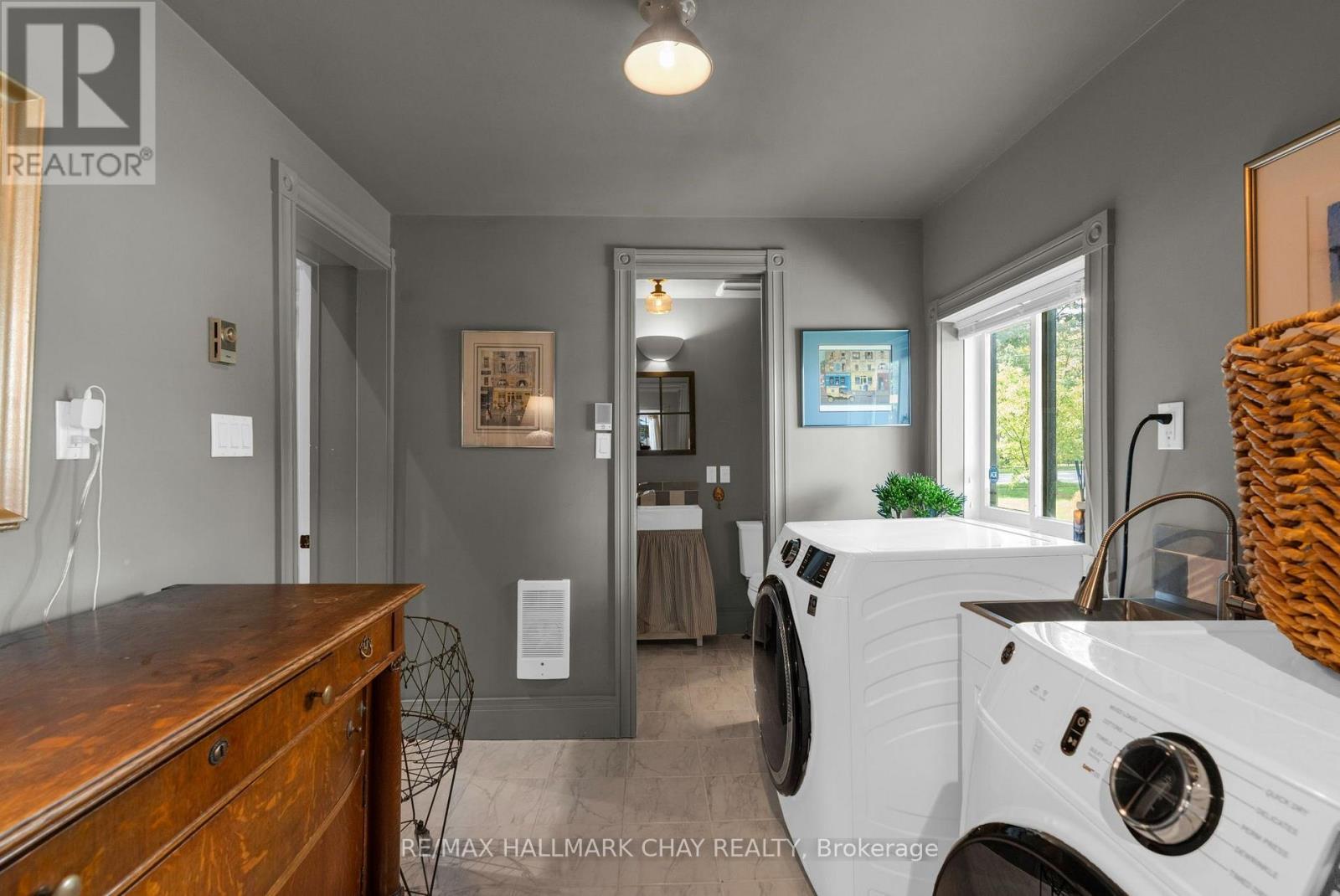 243 Mill Street, Clearview (Creemore), Ontario  L0M 1G0 - Photo 21 - S13764548