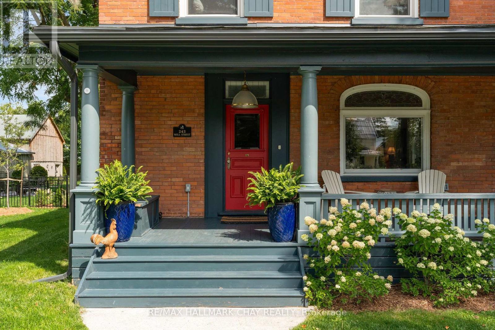 243 Mill Street, Clearview (Creemore), Ontario  L0M 1G0 - Photo 4 - S13764548