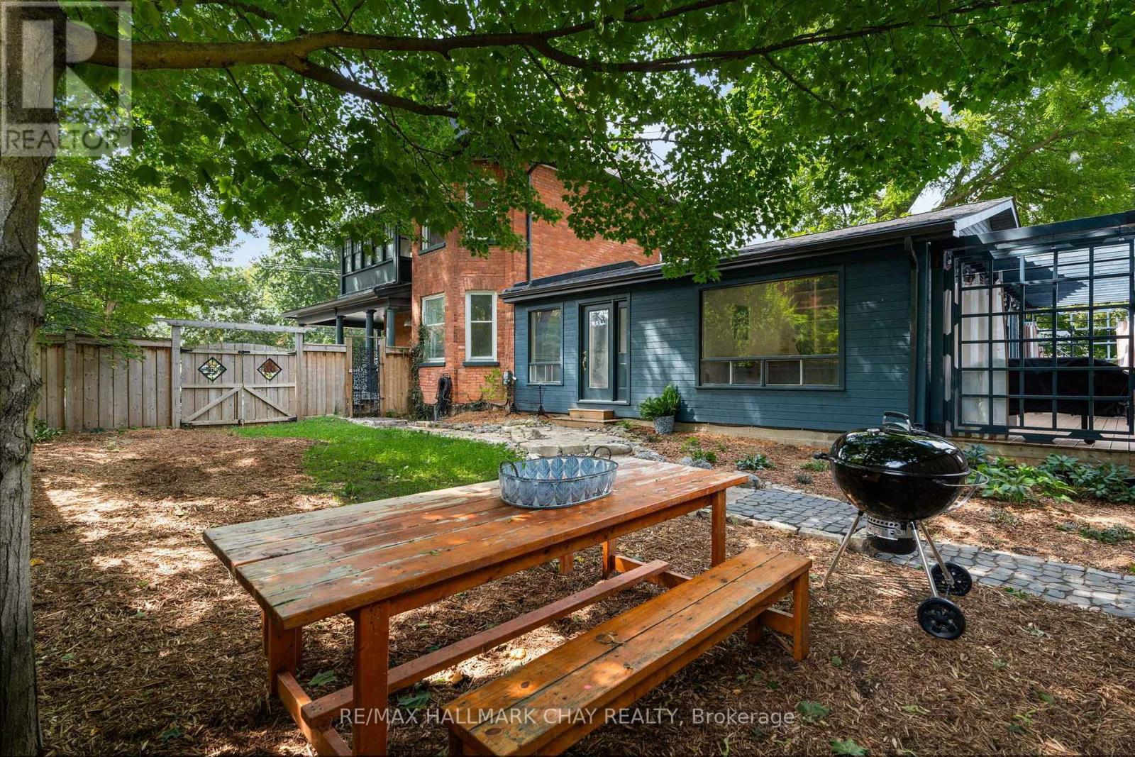 243 Mill Street, Clearview (Creemore), Ontario  L0M 1G0 - Photo 42 - S13764548