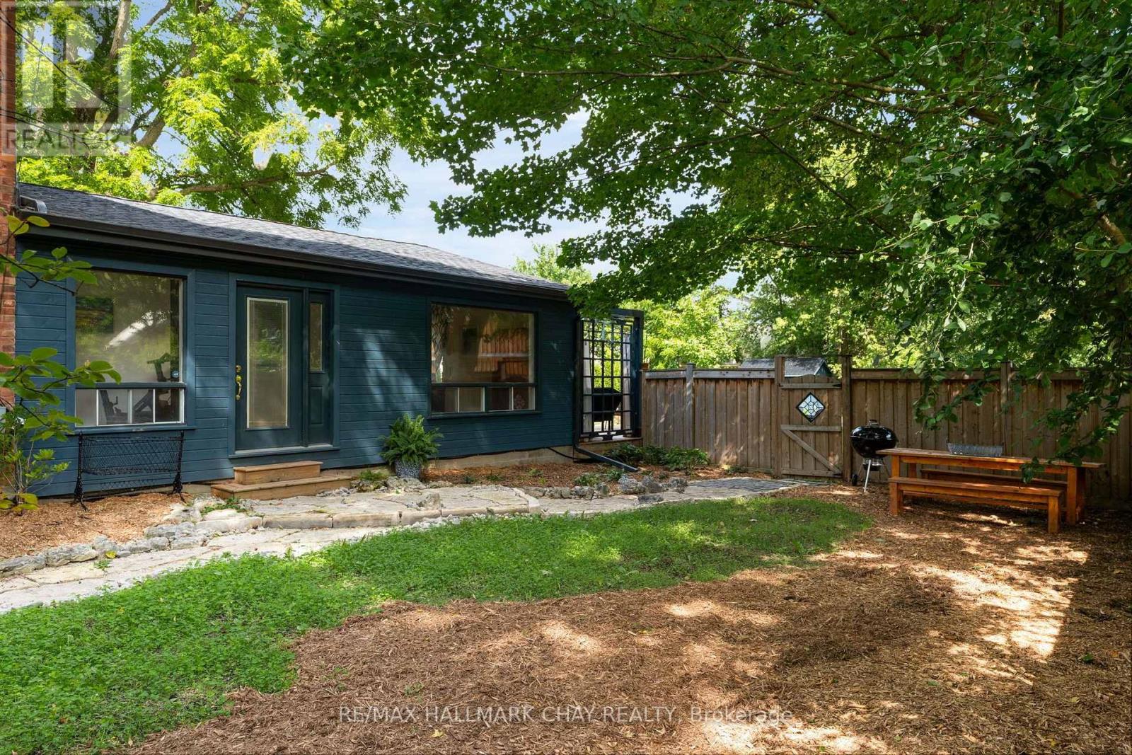 243 Mill Street, Clearview (Creemore), Ontario  L0M 1G0 - Photo 43 - S13764548