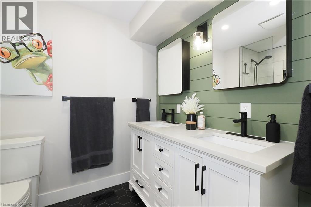 397 Keats Way Unit# 5, Waterloo, Ontario  N2L 5S7 - Photo 27 - 40859738