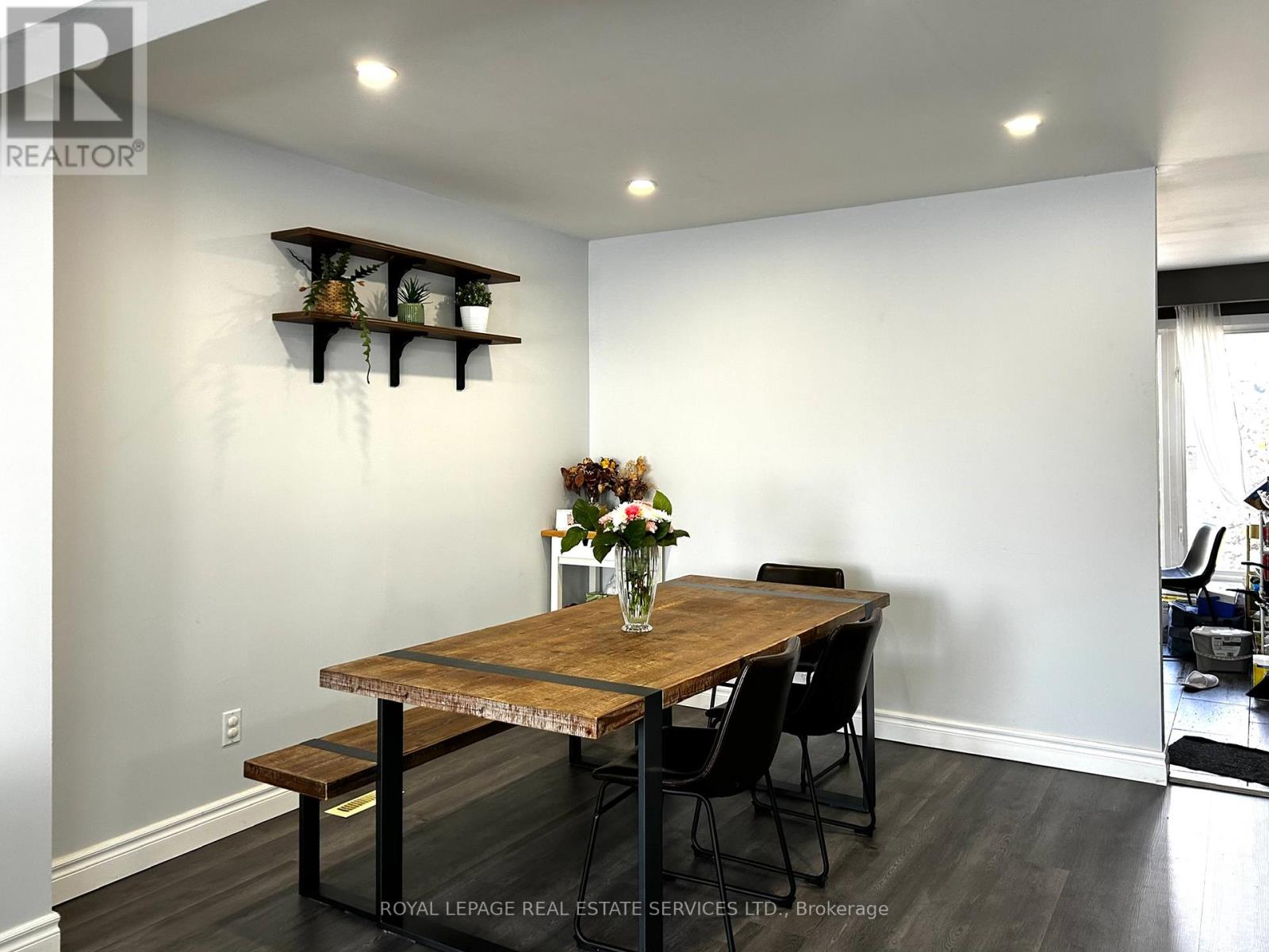 2132 Millway Gate, Mississauga, Ontario  L5L 1R3 - Photo 11 - W13764454