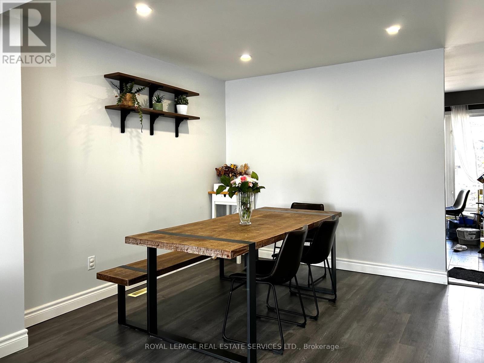 2132 Millway Gate, Mississauga, Ontario  L5L 1R3 - Photo 12 - W13764454