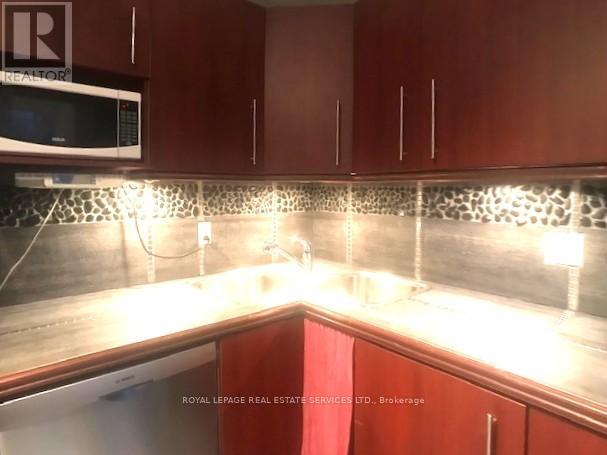 2132 Millway Gate, Mississauga, Ontario  L5L 1R3 - Photo 17 - W13764454