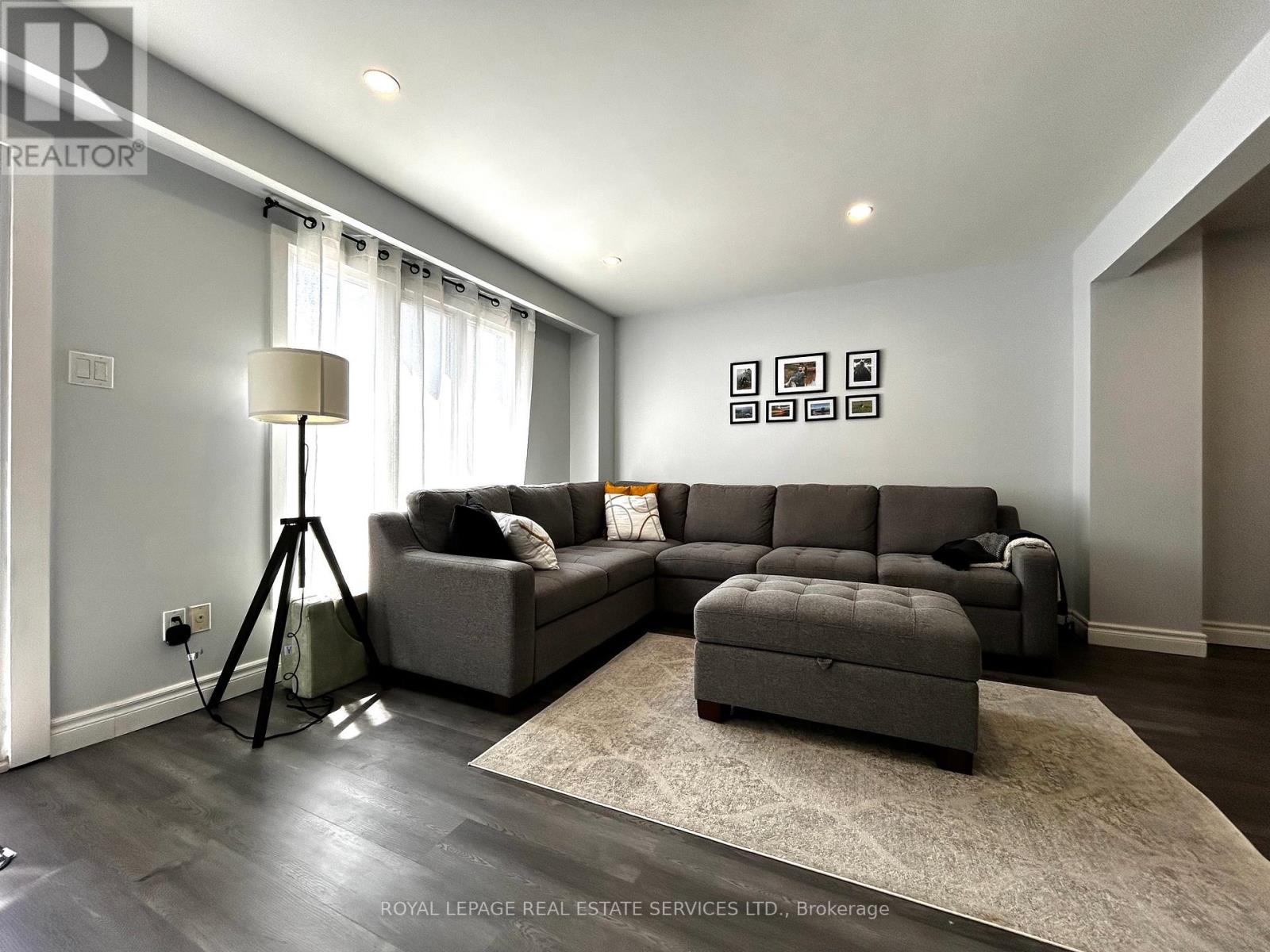 2132 Millway Gate, Mississauga, Ontario  L5L 1R3 - Photo 5 - W13764454