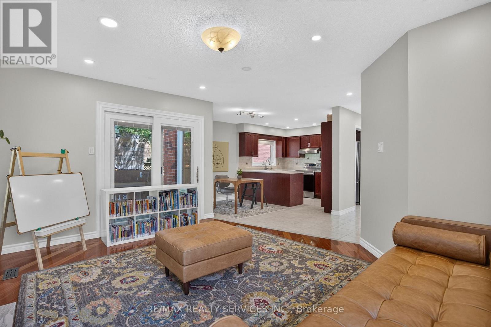 2153 Oak Bliss Crescent, Oakville, Ontario  L6M 3K2 - Photo 19 - W13764456