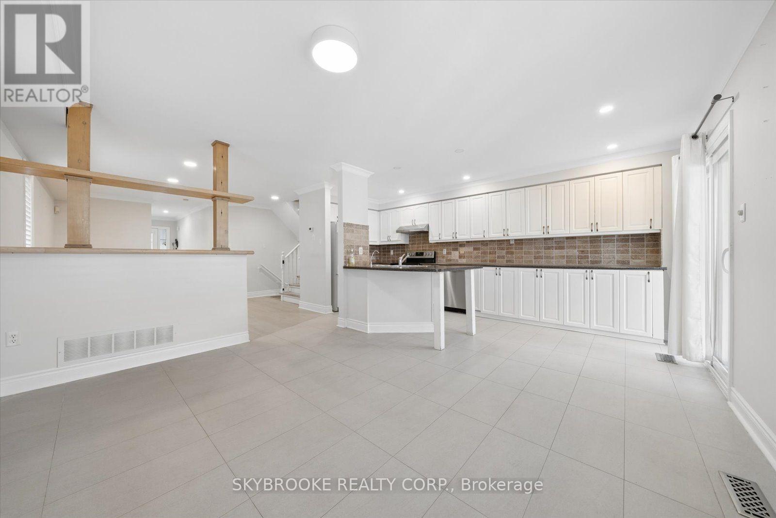 54 Sheardown Trail, Caledon, Ontario  L7E 2B6 - Photo 13 - W13764484
