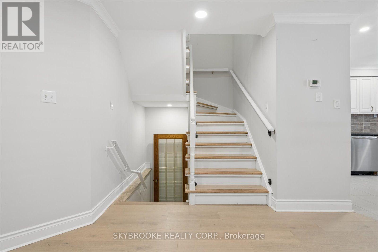 54 Sheardown Trail, Caledon, Ontario  L7E 2B6 - Photo 15 - W13764484