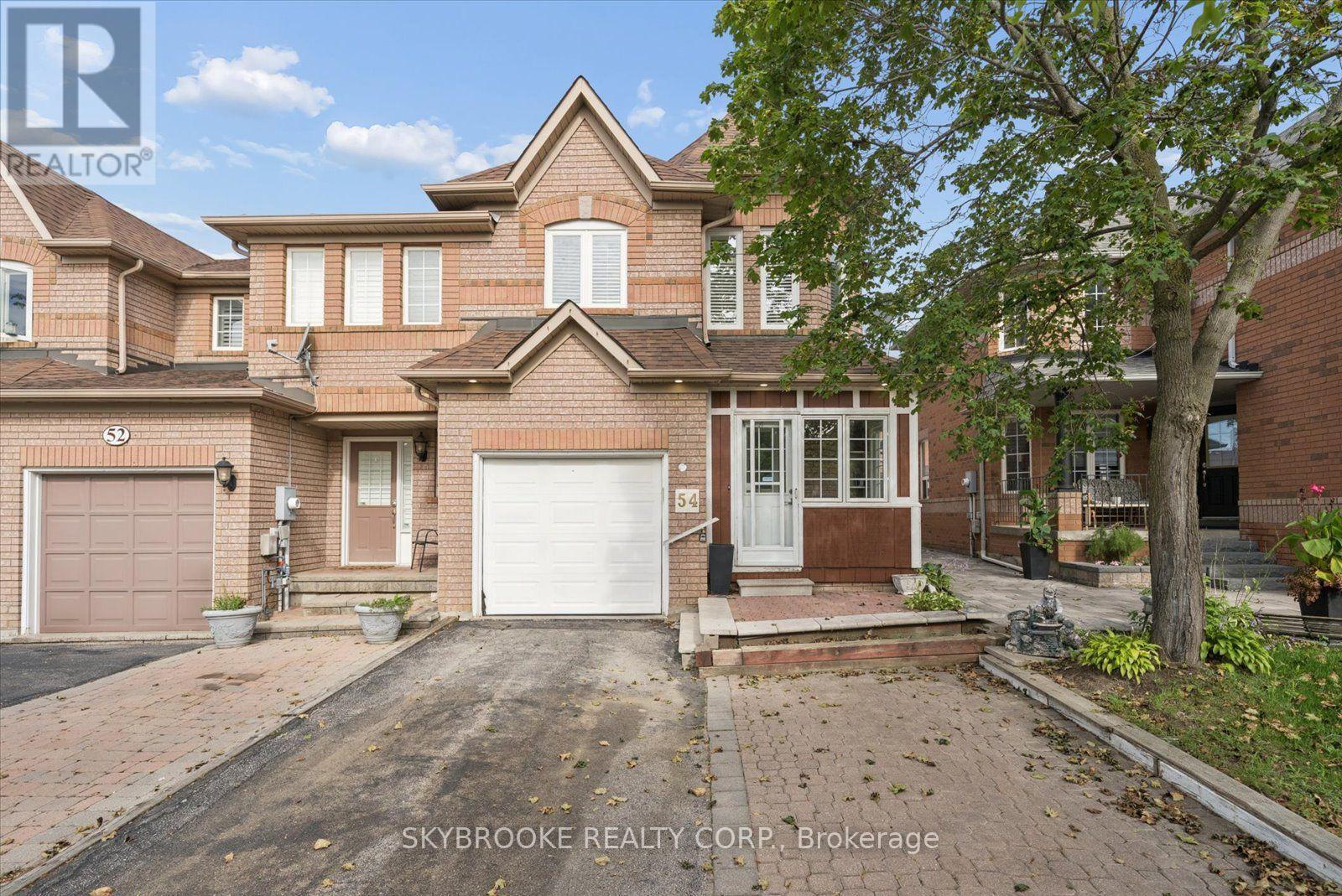 54 Sheardown Trail, Caledon, Ontario  L7E 2B6 - Photo 2 - W13764484
