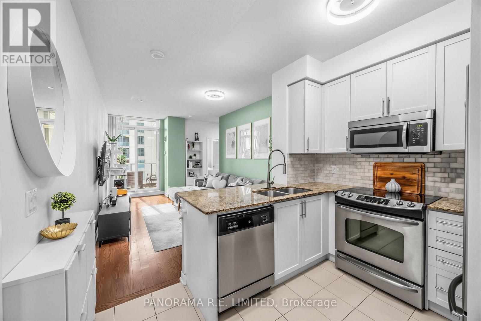 2806 - 215 Sherway Gardens Road, Toronto, Ontario  M9C 0A4 - Photo 11 - W13764490