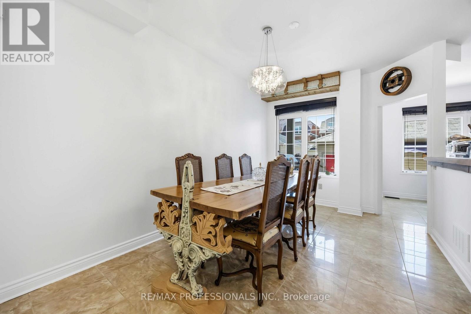 26 Abraham Welsh Road, Toronto, Ontario  M9M 0B7 - Photo 10 - W13764492