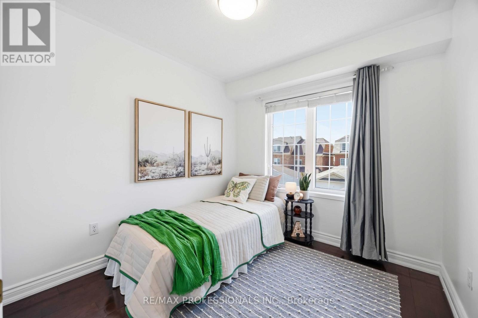26 Abraham Welsh Road, Toronto, Ontario  M9M 0B7 - Photo 14 - W13764492