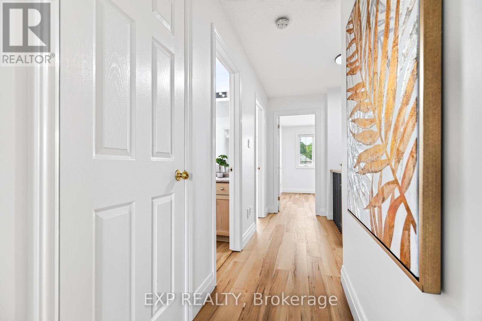 1319 Bonnie Court, Burlington, Ontario  L7R 5A2 - Photo 19 - W13764502