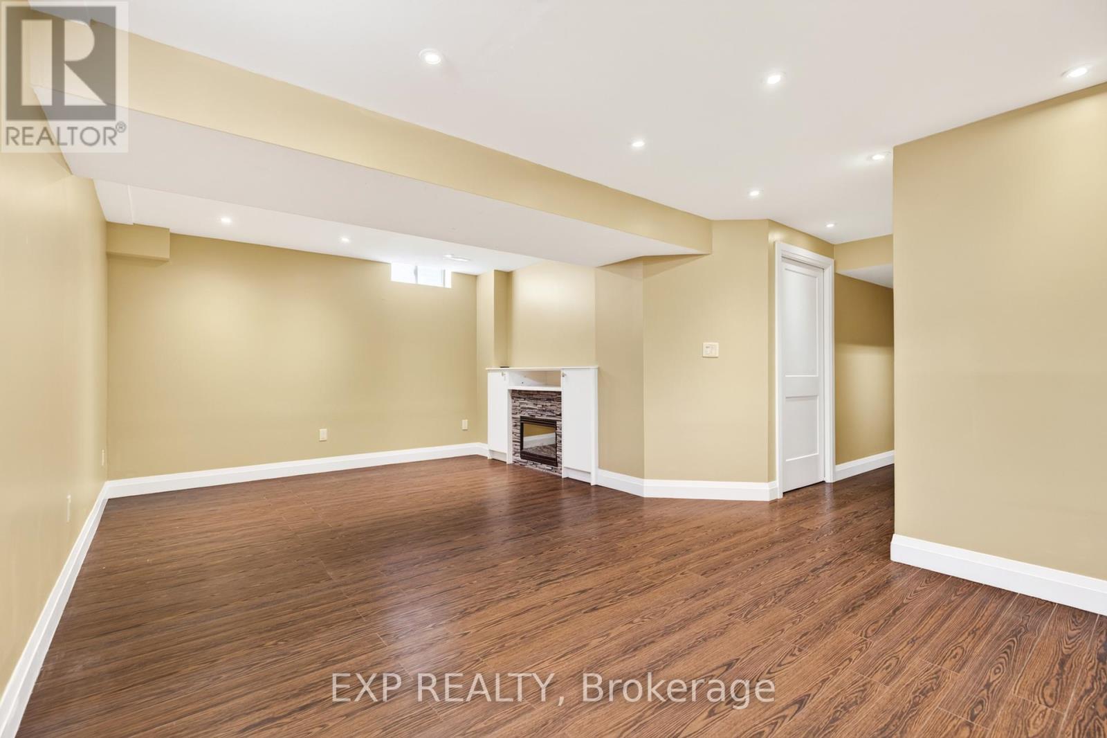 1319 Bonnie Court, Burlington, Ontario  L7R 5A2 - Photo 37 - W13764502