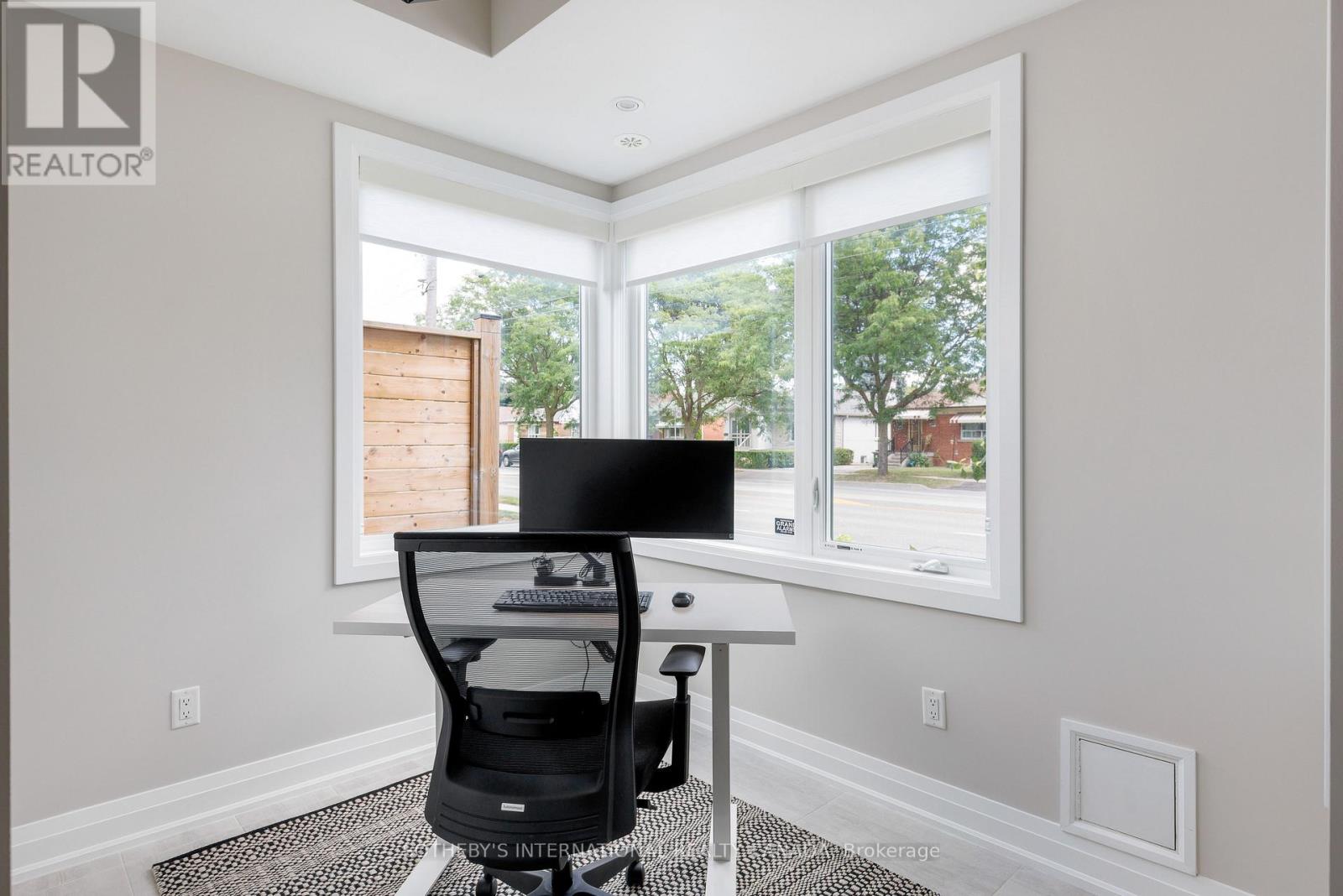 1130c Islington Avenue, Toronto, Ontario  M8Z 4S4 - Photo 3 - W13764526