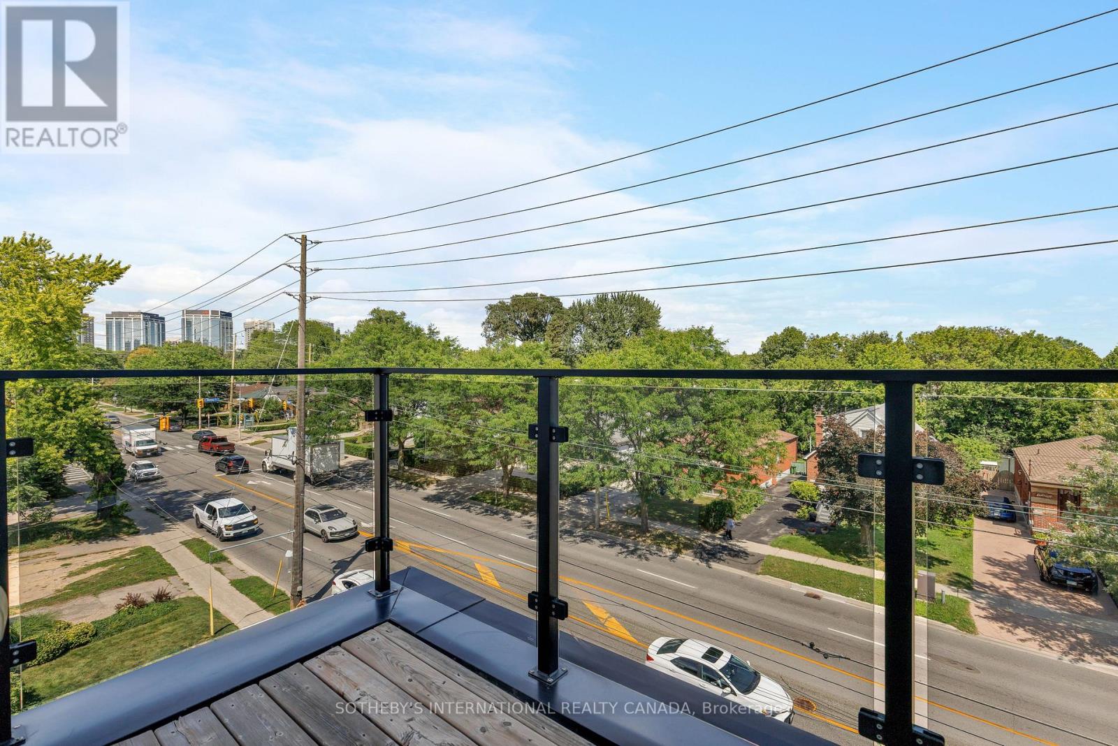 1130c Islington Avenue, Toronto, Ontario  M8Z 4S4 - Photo 38 - W13764526