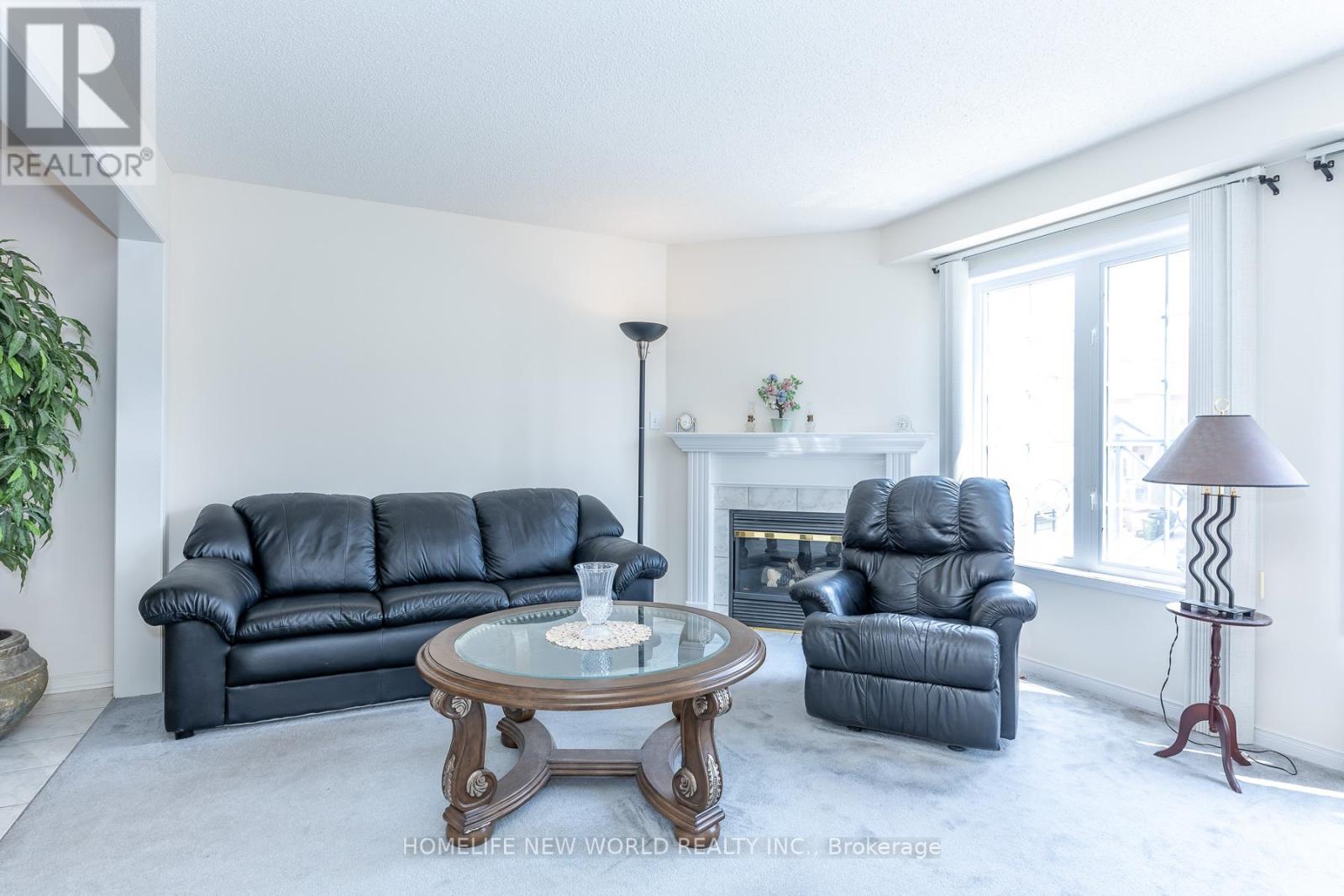 12 Touchstone Drive, Toronto, Ontario  M6M 5L2 - Photo 21 - W13764600