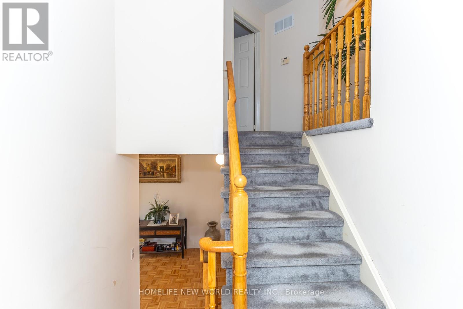 12 Touchstone Drive, Toronto, Ontario  M6M 5L2 - Photo 24 - W13764600
