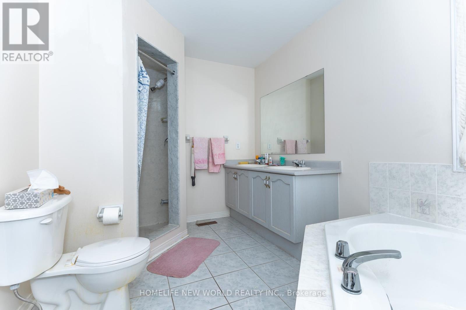 12 Touchstone Drive, Toronto, Ontario  M6M 5L2 - Photo 29 - W13764600