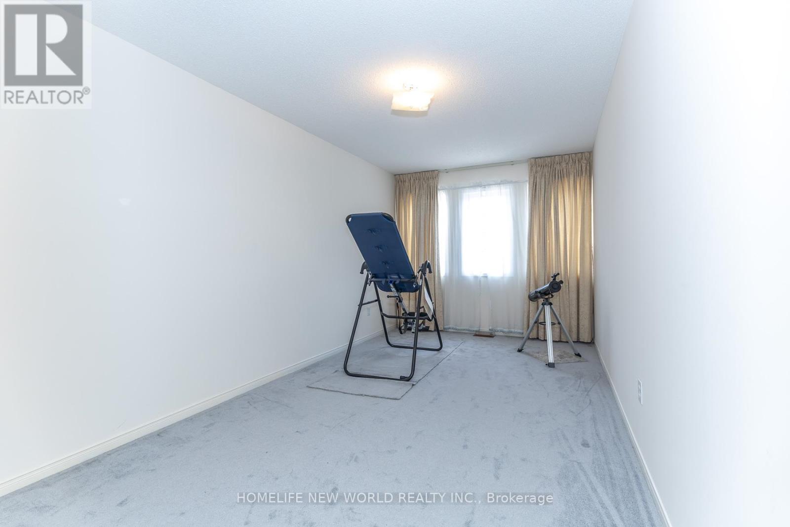 12 Touchstone Drive, Toronto, Ontario  M6M 5L2 - Photo 32 - W13764600
