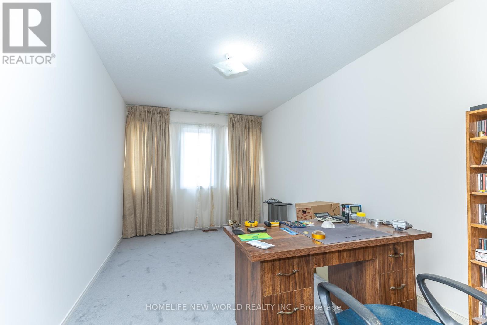 12 Touchstone Drive, Toronto, Ontario  M6M 5L2 - Photo 34 - W13764600