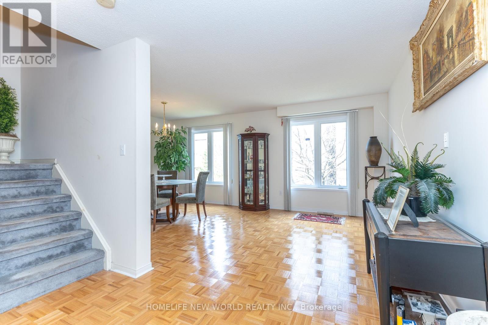 12 Touchstone Drive, Toronto, Ontario  M6M 5L2 - Photo 7 - W13764600