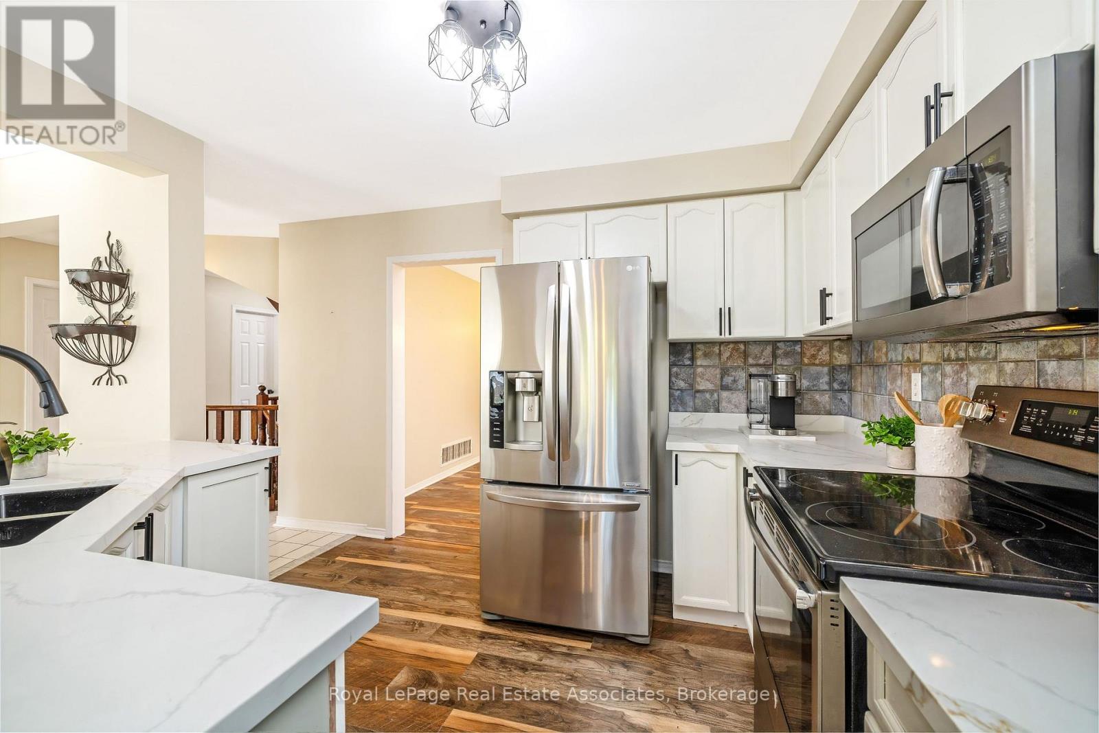 5 Early Street, Halton Hills, Ontario  L7G 5T6 - Photo 12 - W13764602